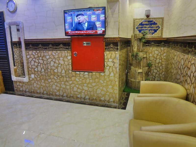 OYO 902 Llc高级酒店 迪拜 外观 照片